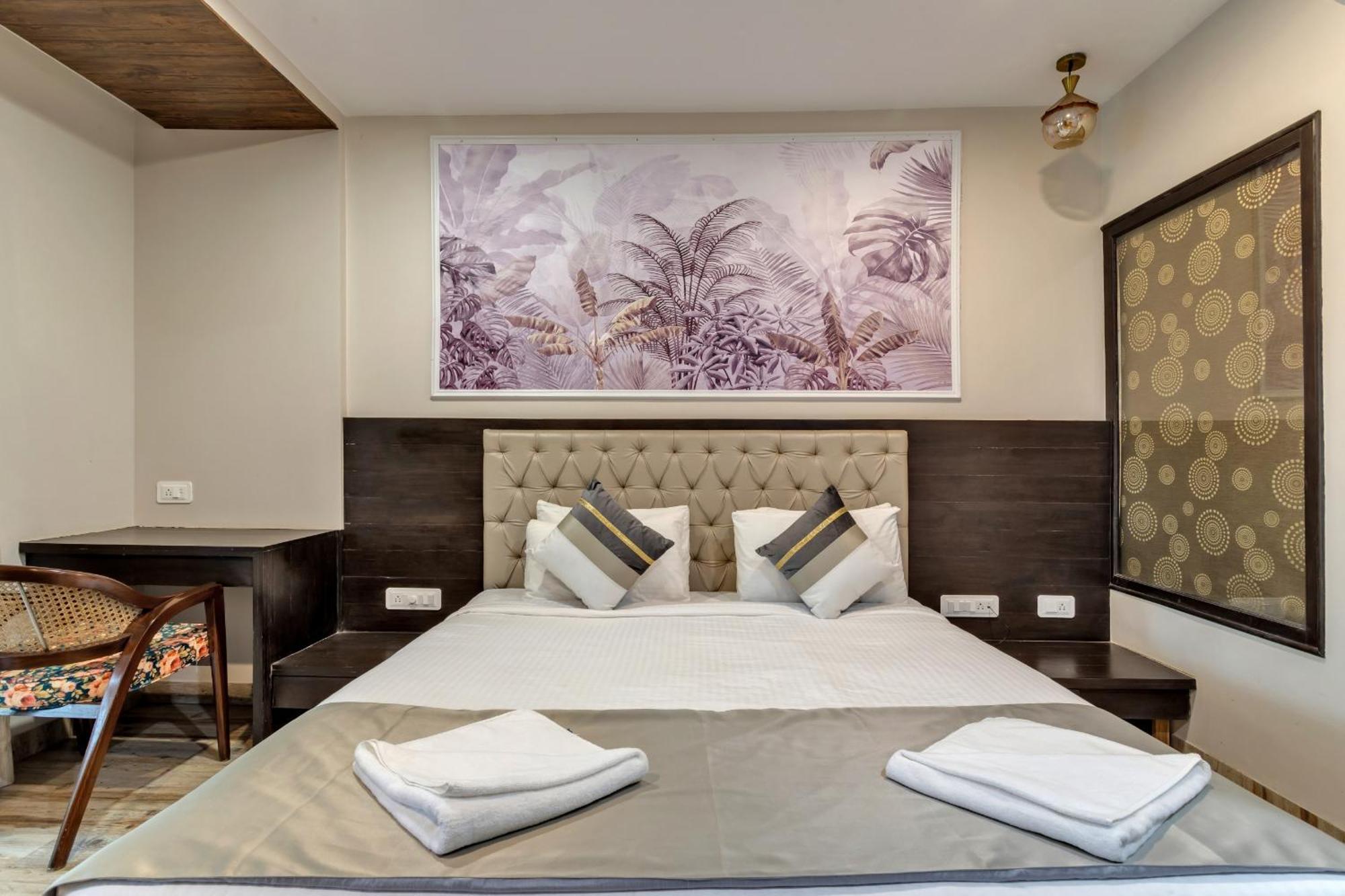Skon Morjim Beach Resort By Orion Hotels Goa Velha Esterno foto