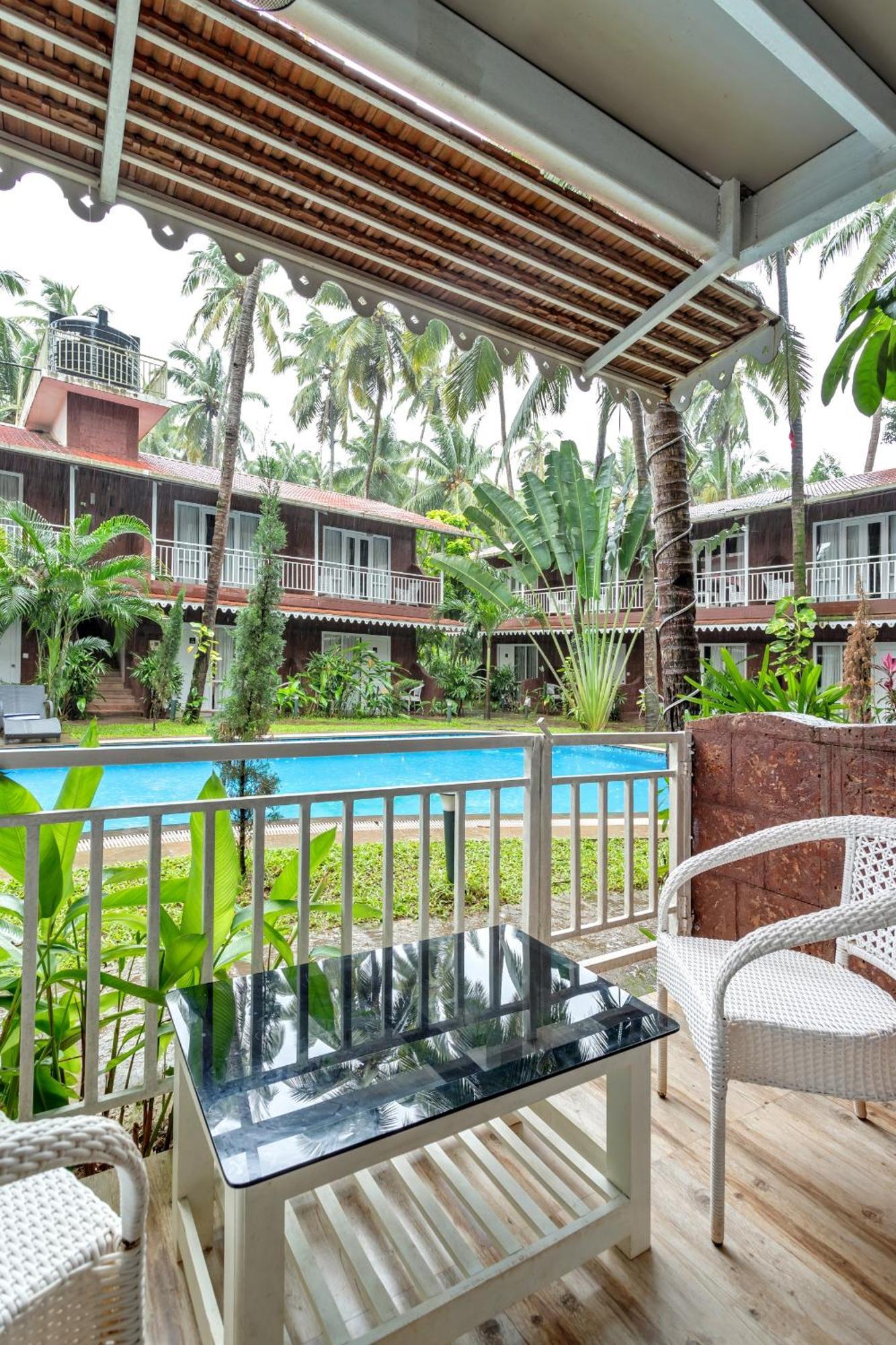 Skon Morjim Beach Resort By Orion Hotels Goa Velha Esterno foto